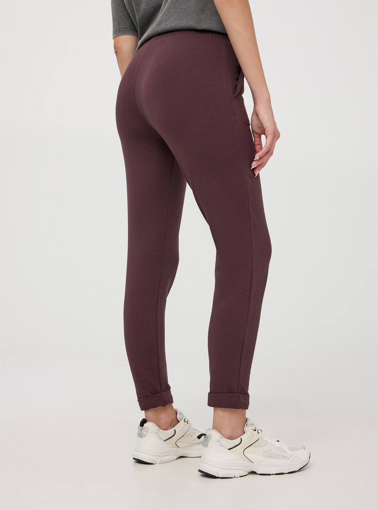 Full-length gym pants Woman Terranova