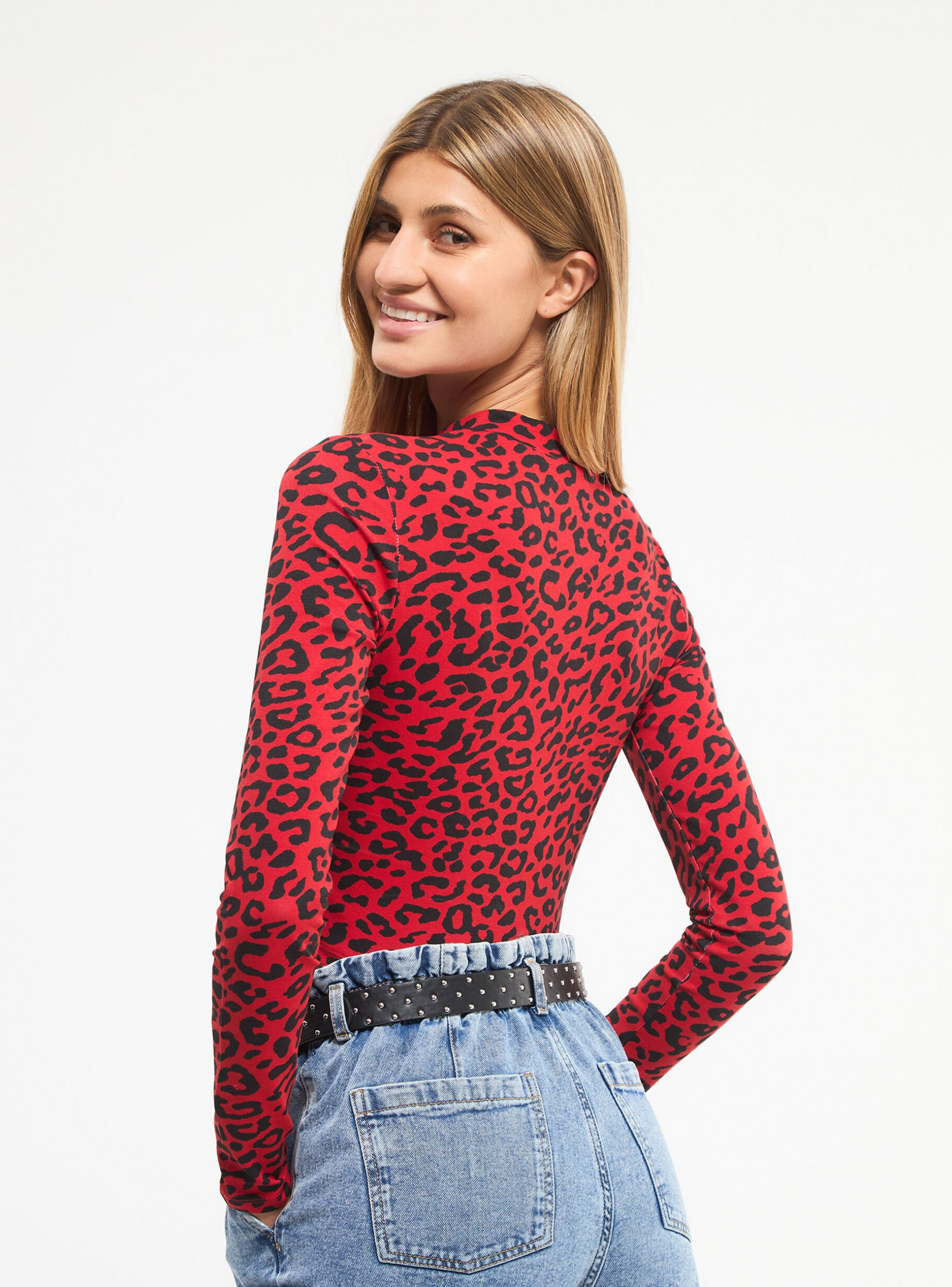 Var red Crop turtleneck T-shirt with leopard print pattern - Buy