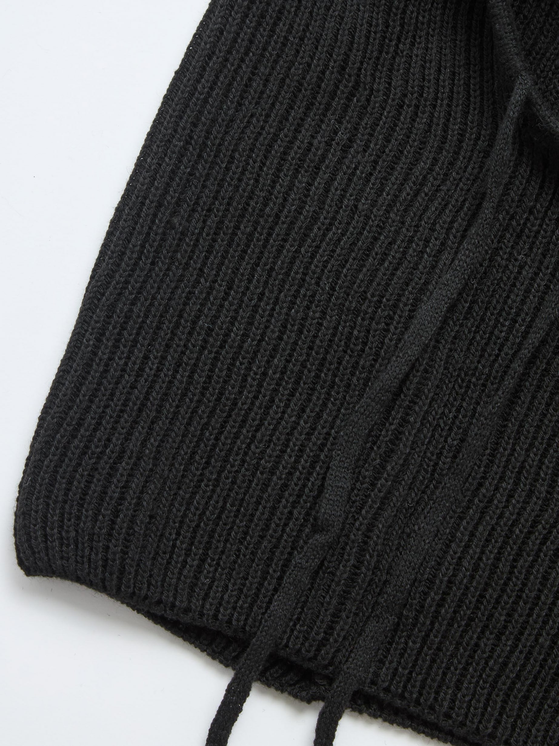 Schwarz Kapuzenmütze Strickgewebe aus Terranova 