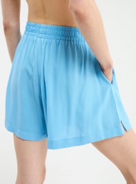 Short pants Woman Terranova