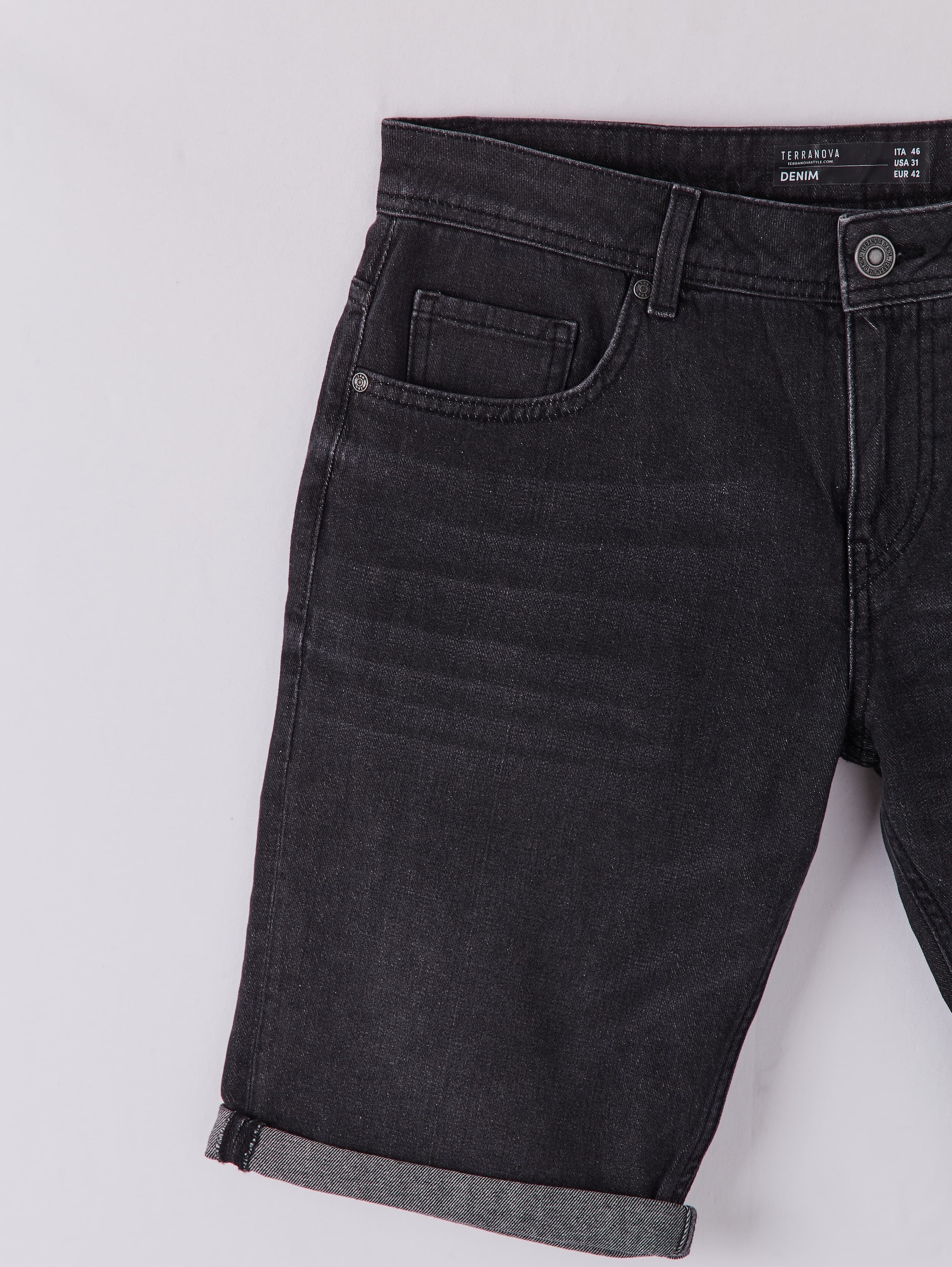 black short jeans