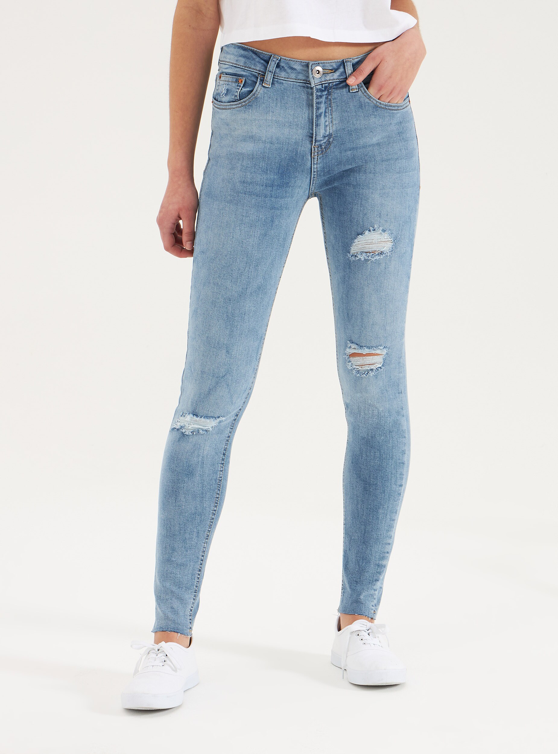 Blu Denim Chiaro Ripped Skinny Jeans Buy Online Terranova